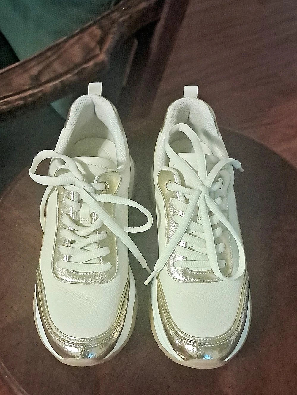 Michael Kors Georgie Trainer White & Gold Sneakers Size 9